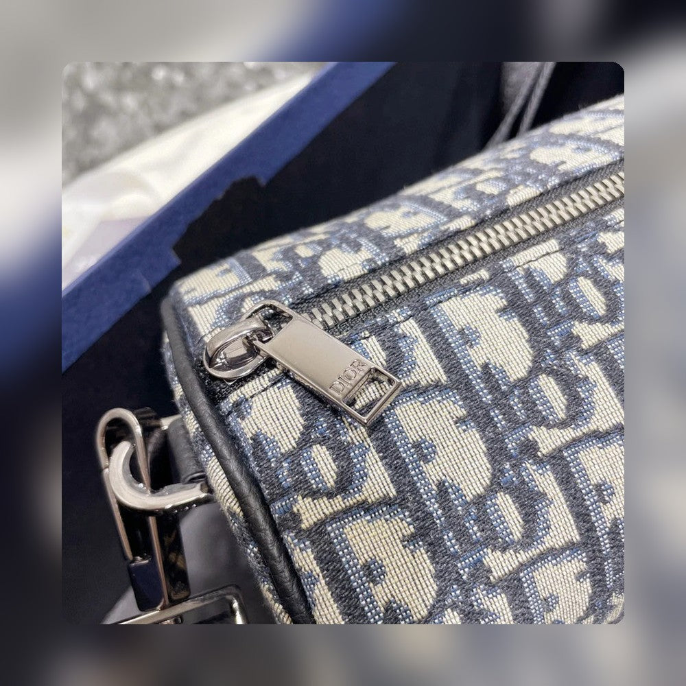 Anum Bags Detail
