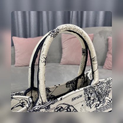 Anum Bags Detail