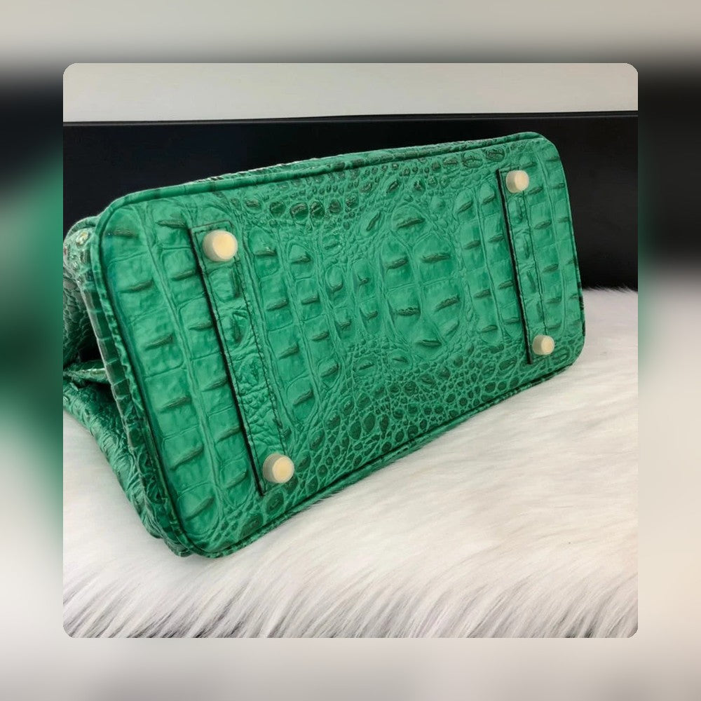 new-luxury-designer-bags-nm23521