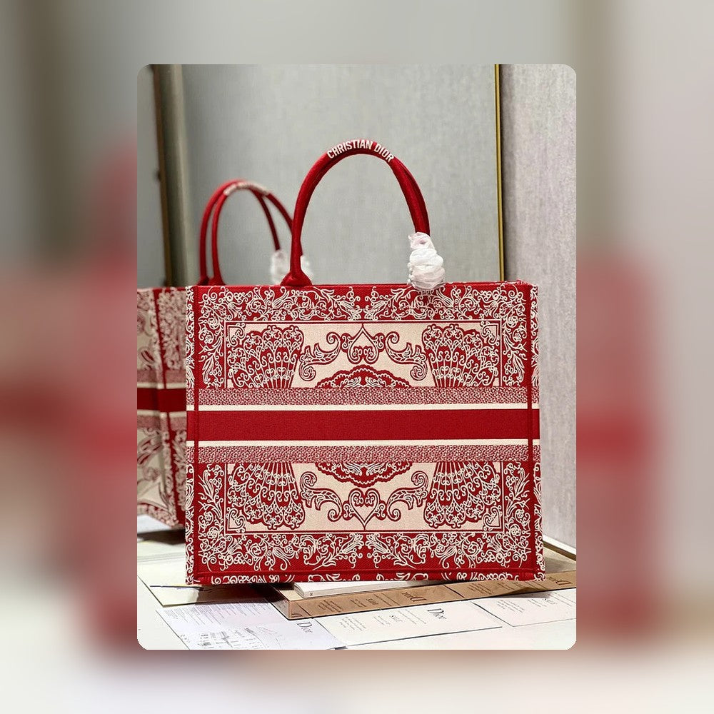 Anum Bags Detail