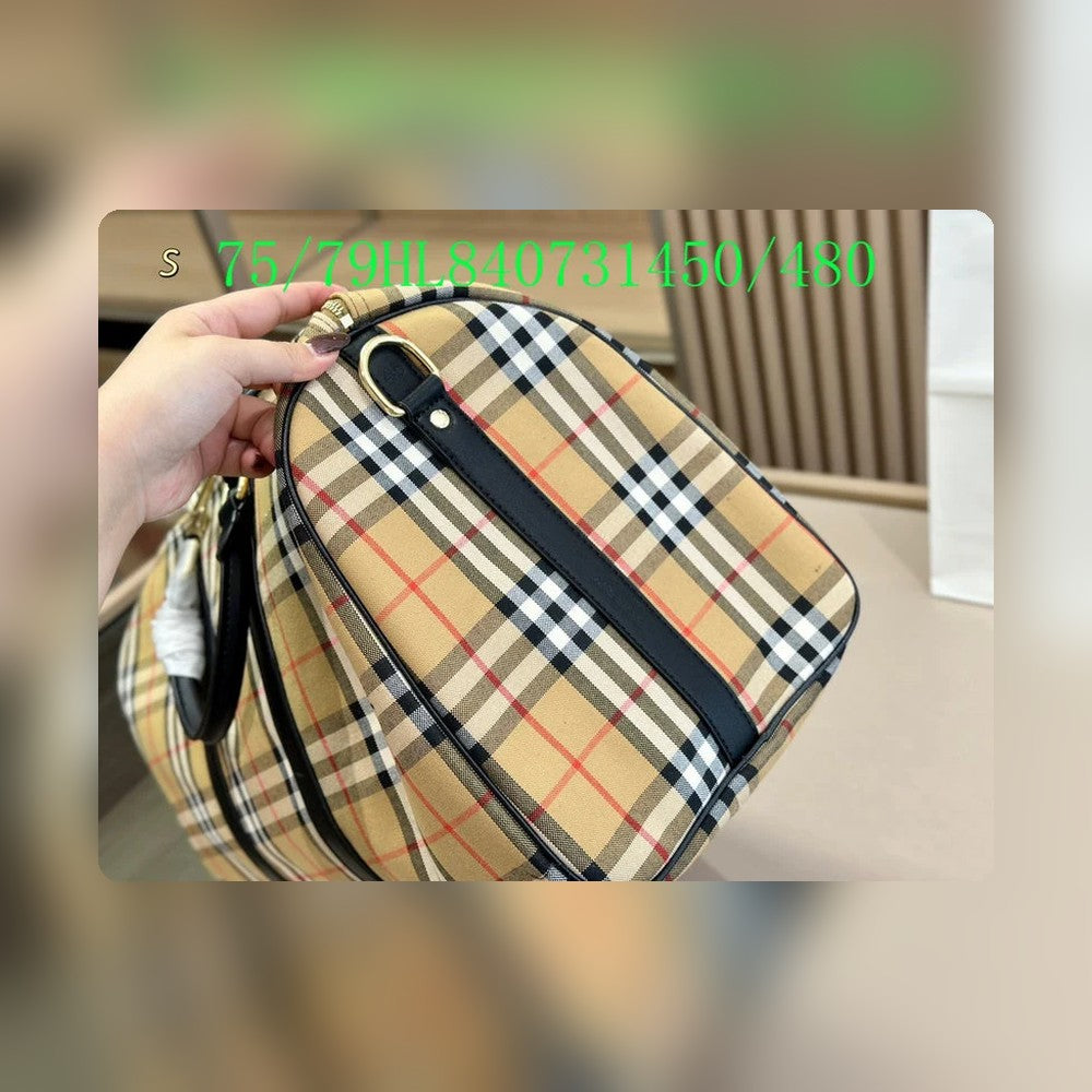 Anum Bags Detail