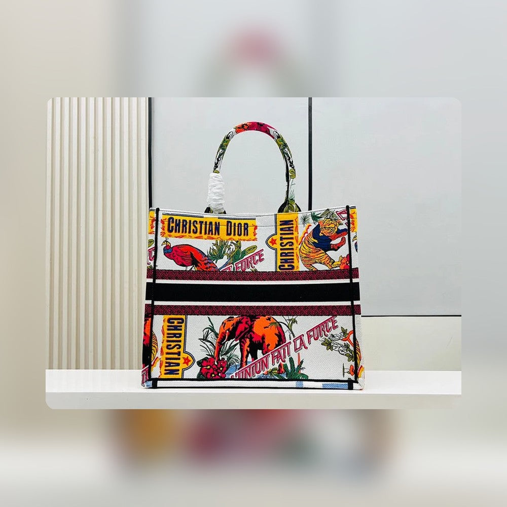 Anum Bags Detail