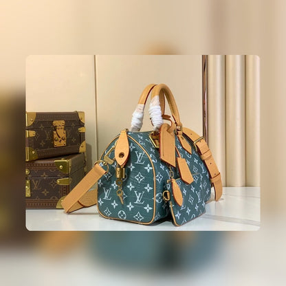 Anum Bags ln Luxury Bag --56262