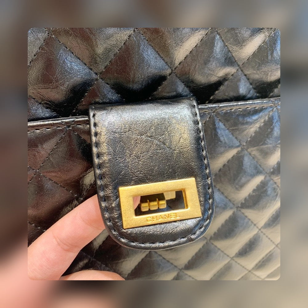 Anum Bags Detail
