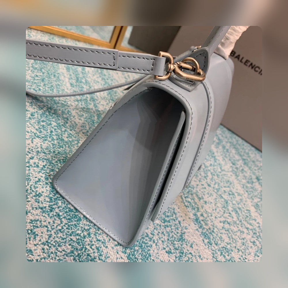 new-luxury-designer-bags-nm24084