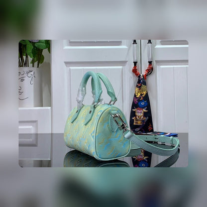 Anum Bags Detail