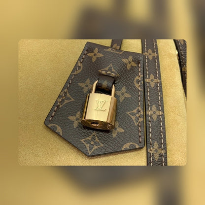 Anum Bags - High-Quality Designer Products for You - AFFORDABLE LUXURY BAGS - 13330