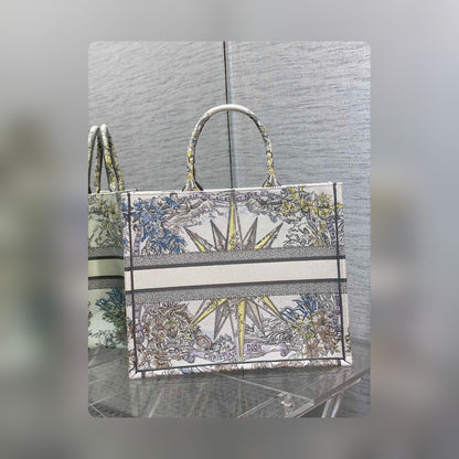 Anum Bags Detail