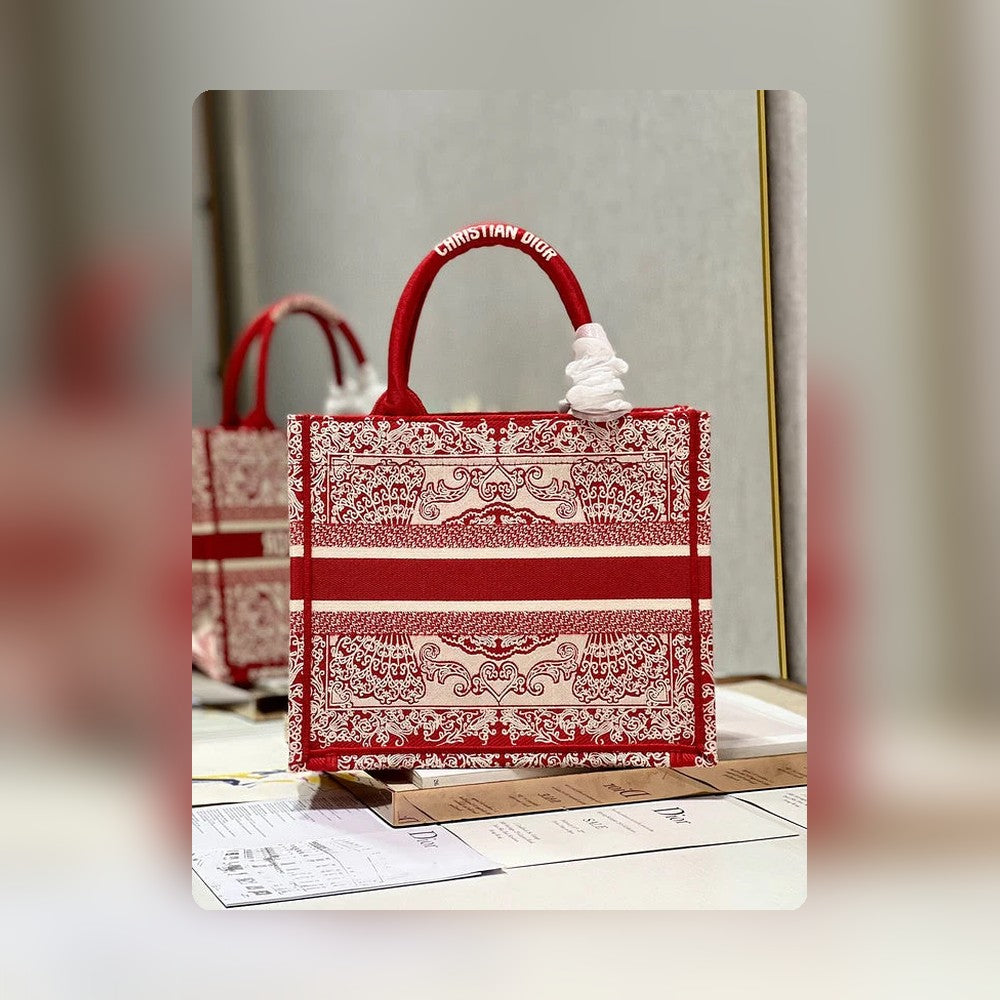 Anum Bags Detail