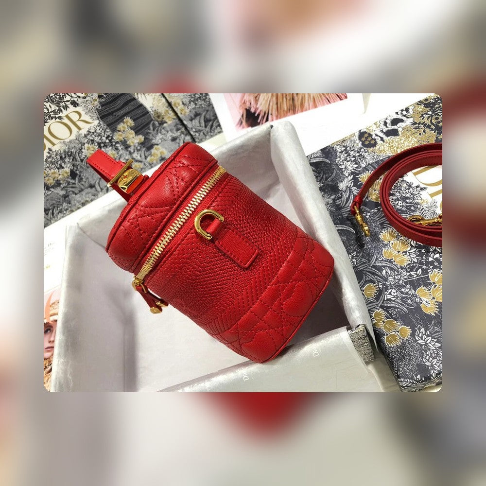 Anum Bags Detail