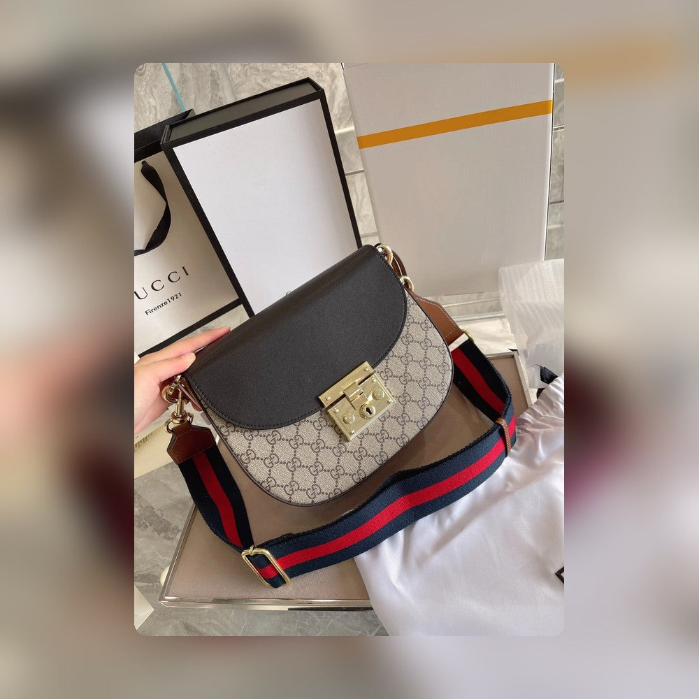 Anum Bags Detail