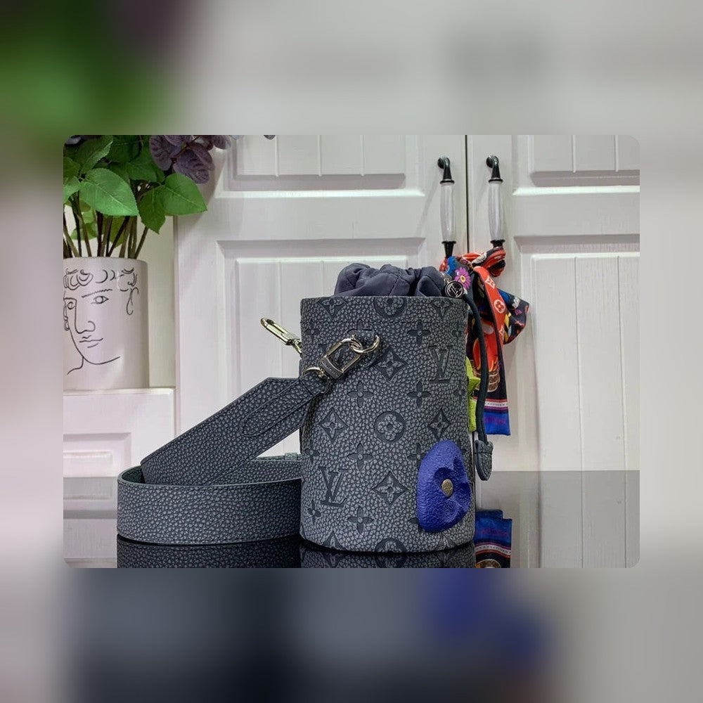 Anum Bags Detail