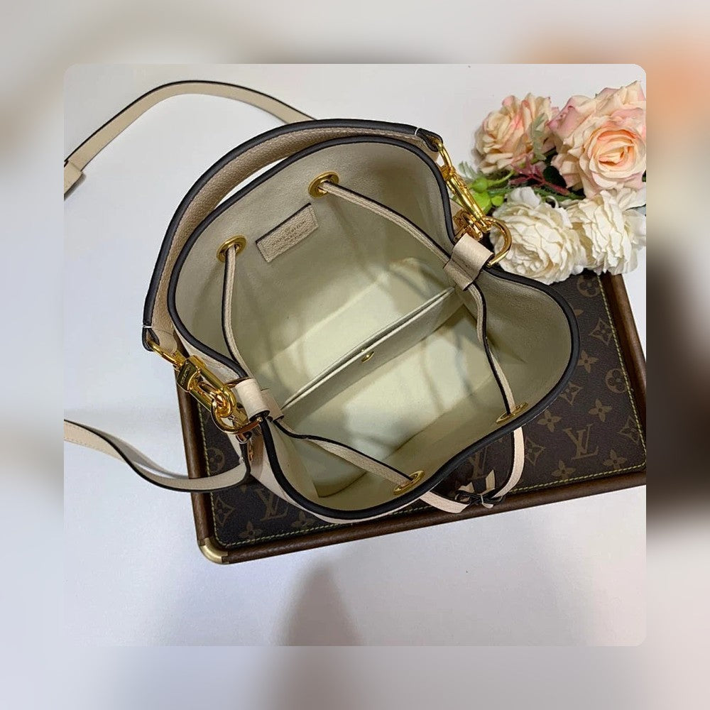 Anum Bags ln Luxury Bag --56778