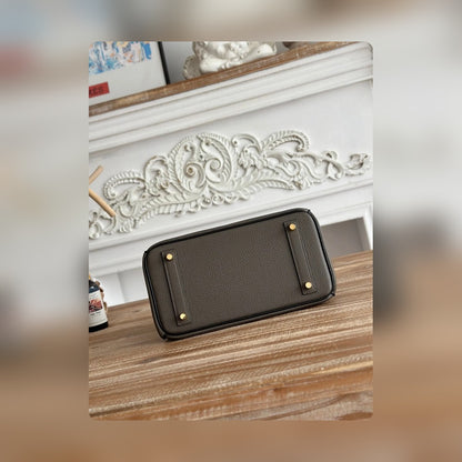 new-luxury-designer-bags-nm22998