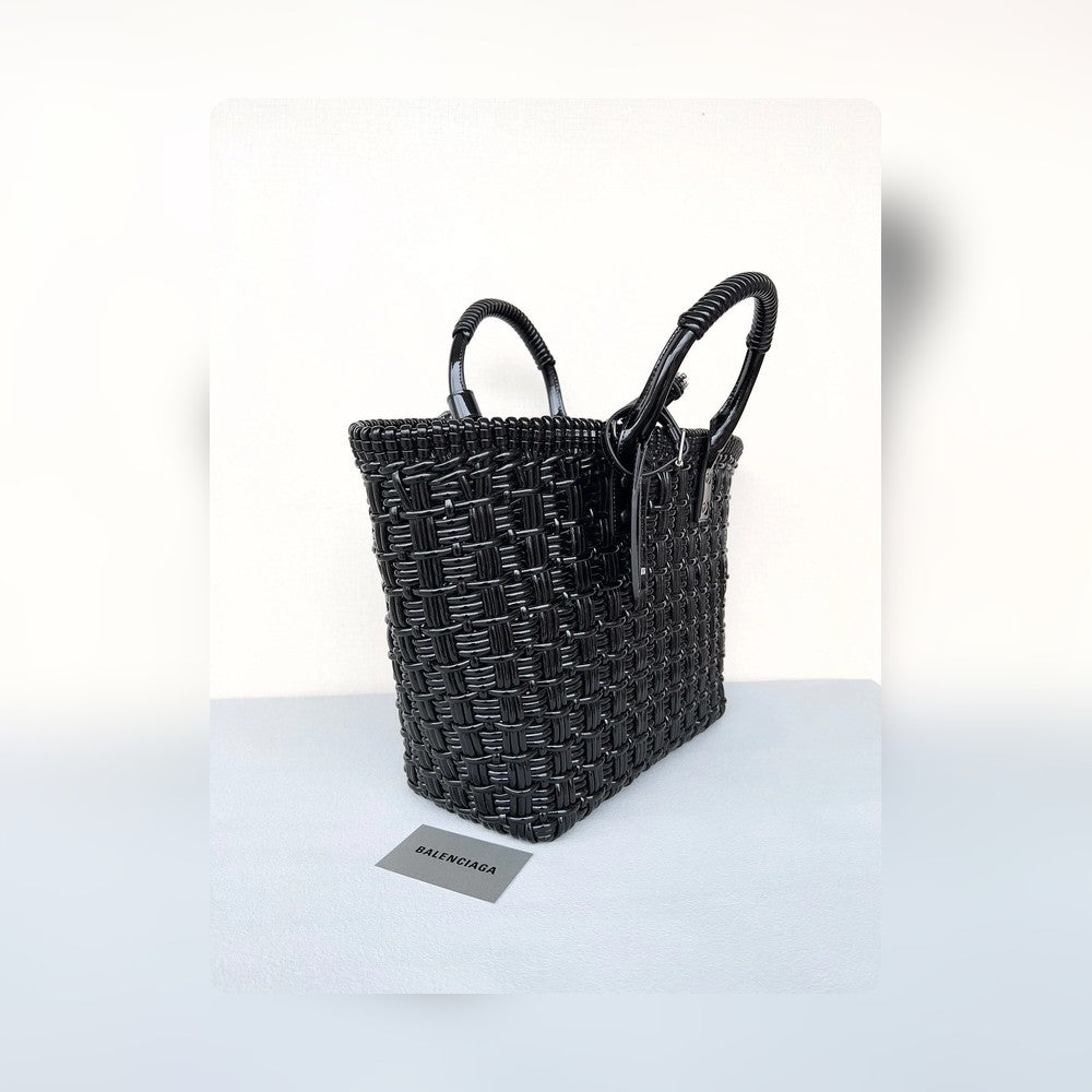 new-luxury-designer-bags-nm24063
