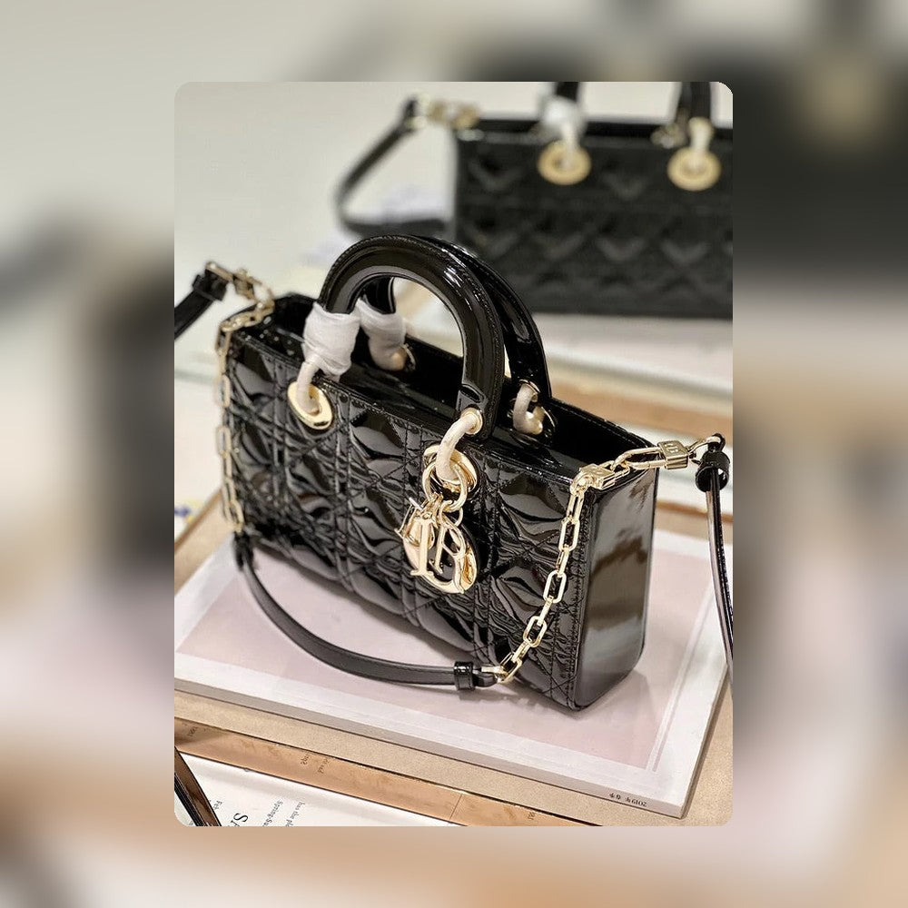 Anum Bags Detail