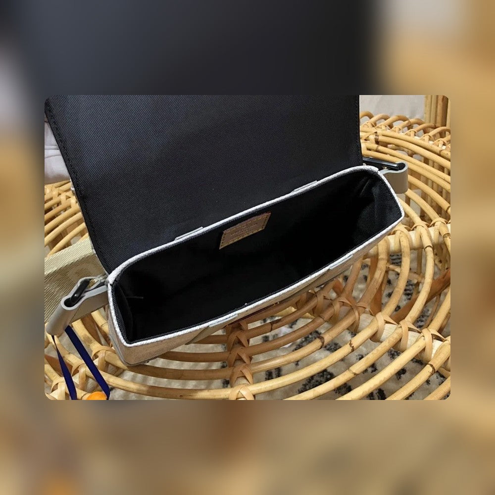 Anum Bags ln Luxury Bag --58763