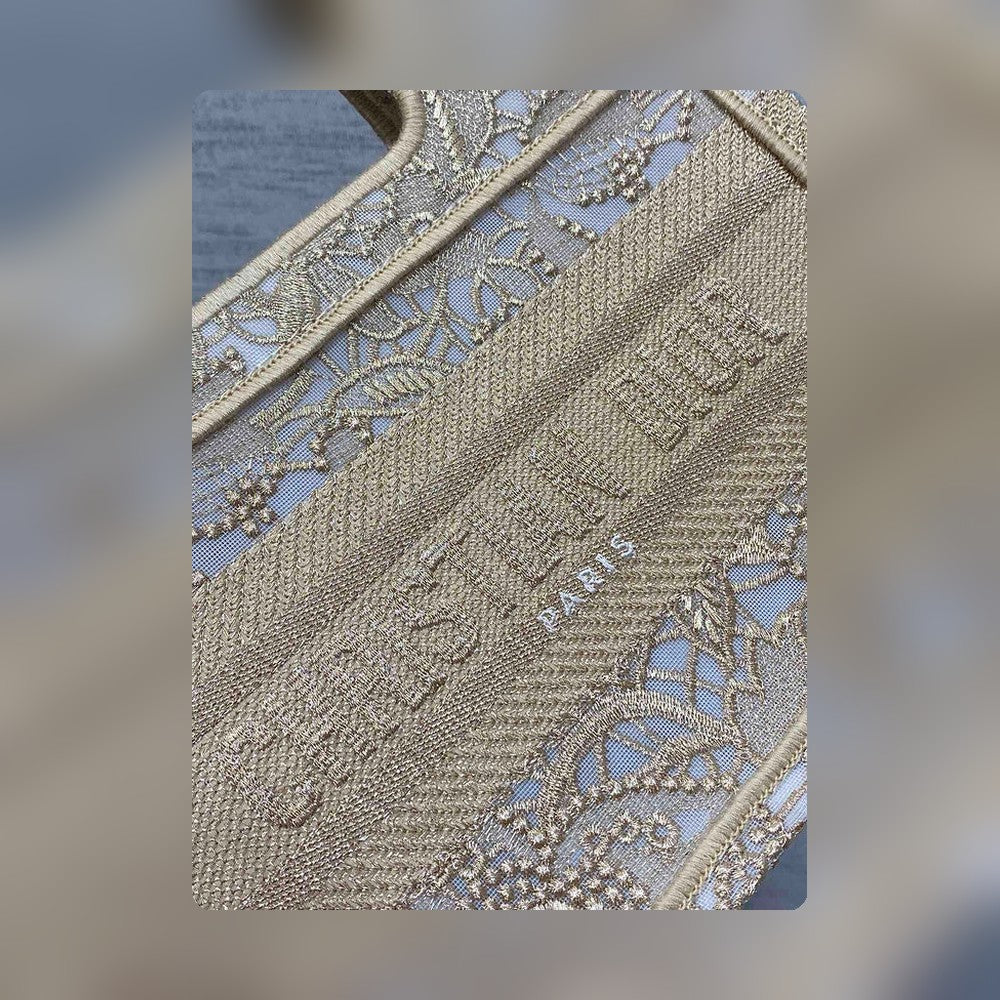 Anum Bags Detail