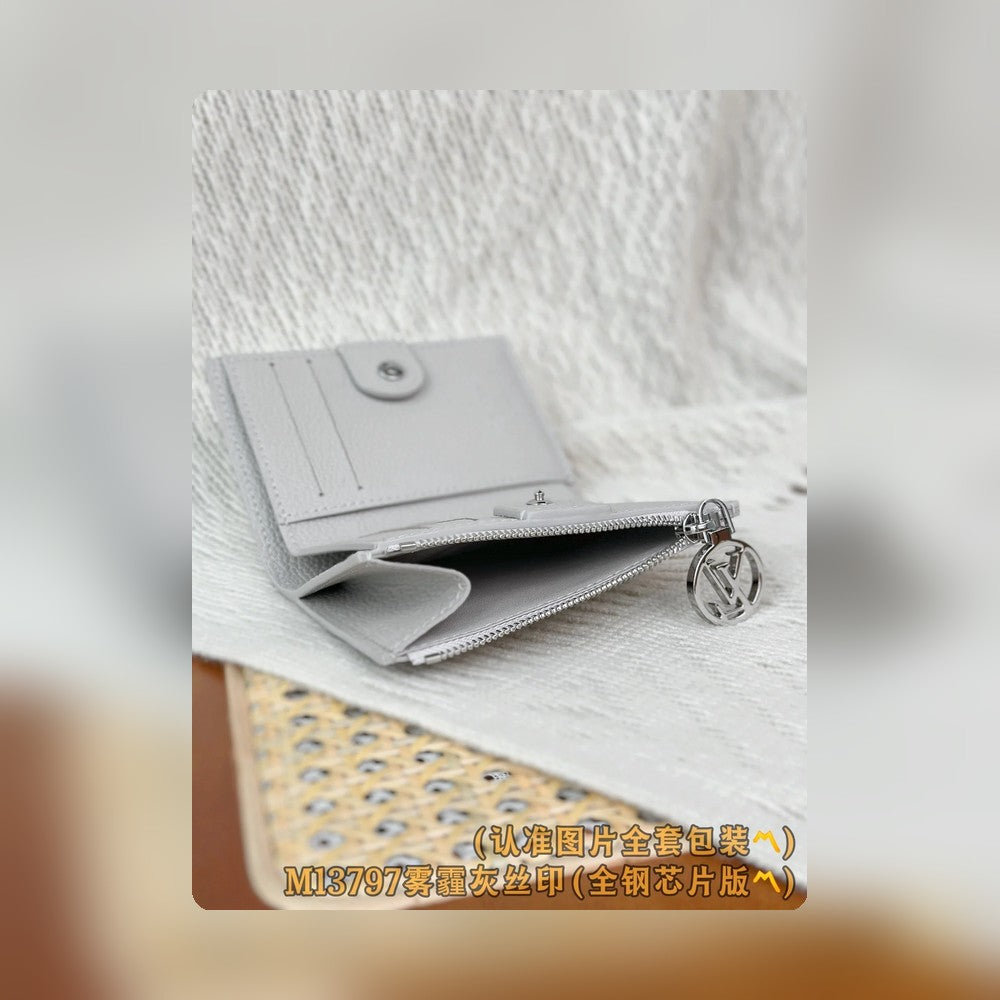 Anum Bags Wallets - High-Quality Designer Products for You - AFFORDABLE LUXURY - 4467