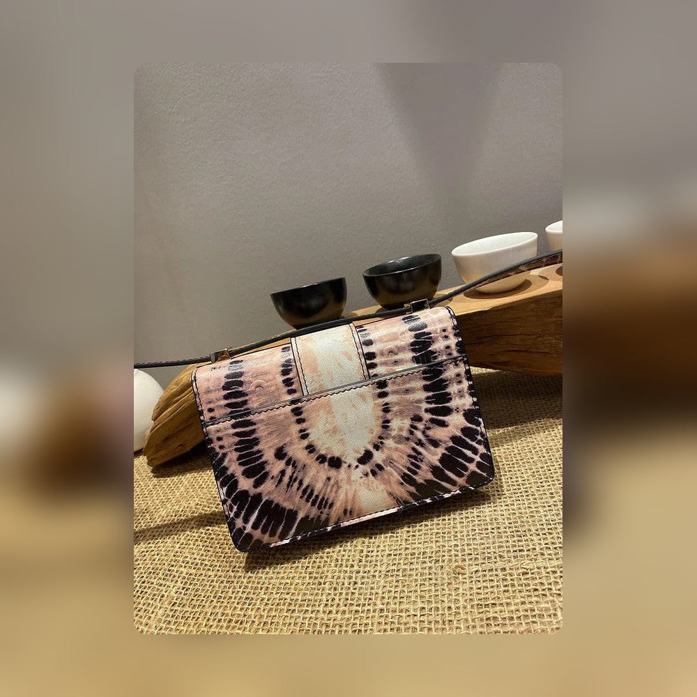 Anum Bags Detail