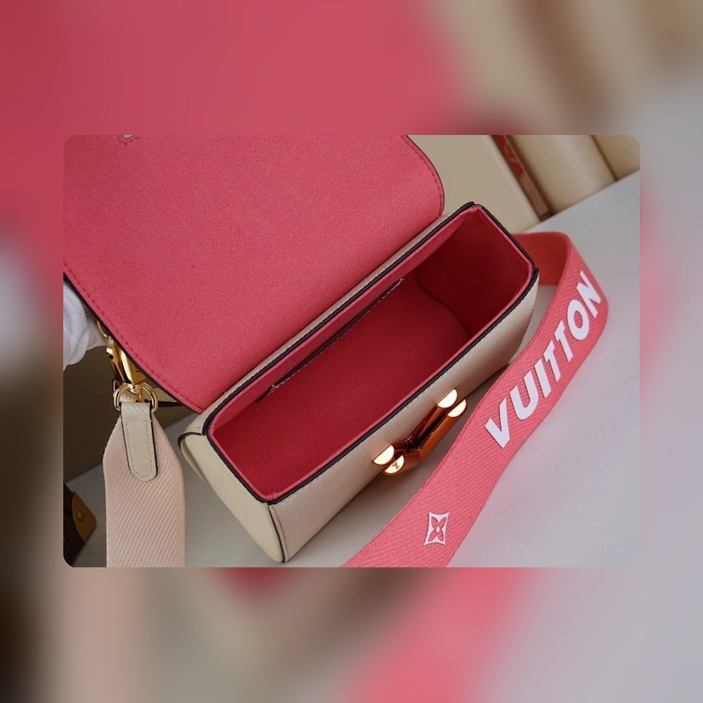 Anum Bags ln Luxury Bag --56860