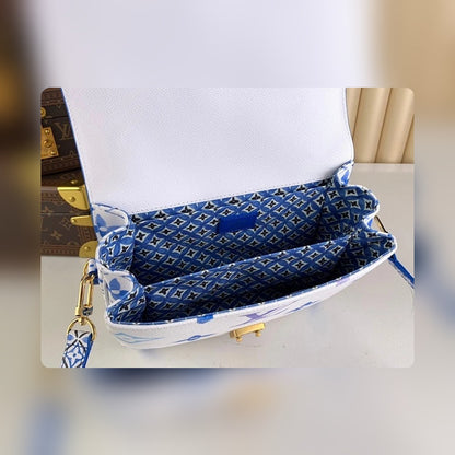 Anum Bags ln Luxury Bag --56660