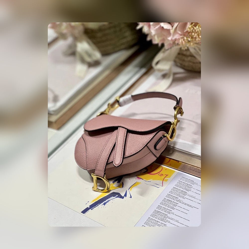 Anum Bags Detail