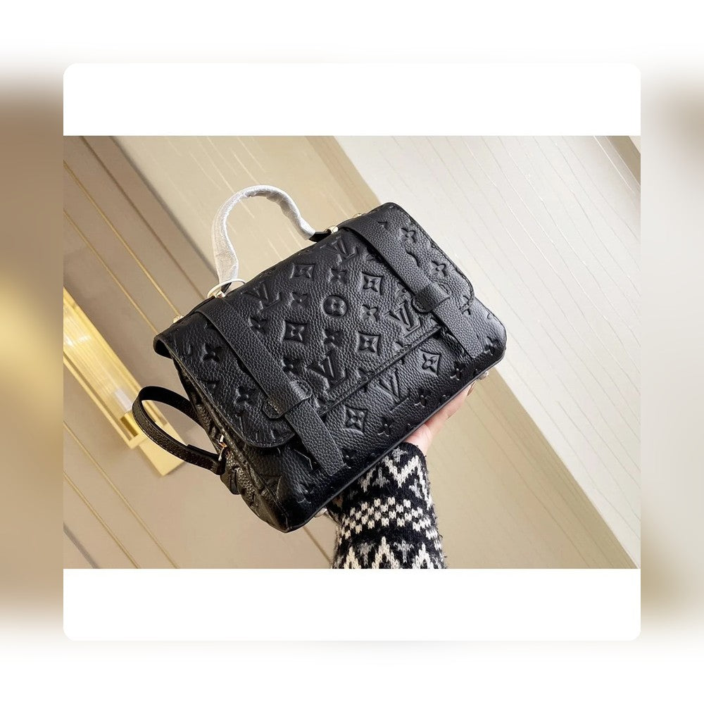 Anum Bags Detail