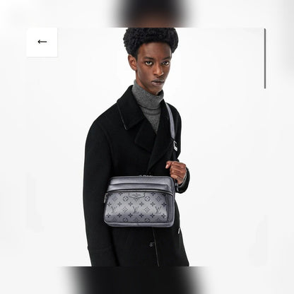 Anum Bags Detail