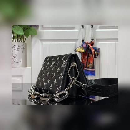 Anum Bags Detail