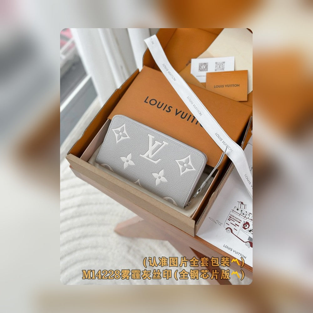 Anum Bags Wallets - DESIGNER WALLETS FOR WOMEN - AFFORDABLE LUXURY - 4384