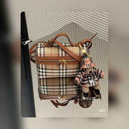 Anum Bags - High-Quality Designer Products for You - AFFORDABLE LUXURY BAGS - 17154