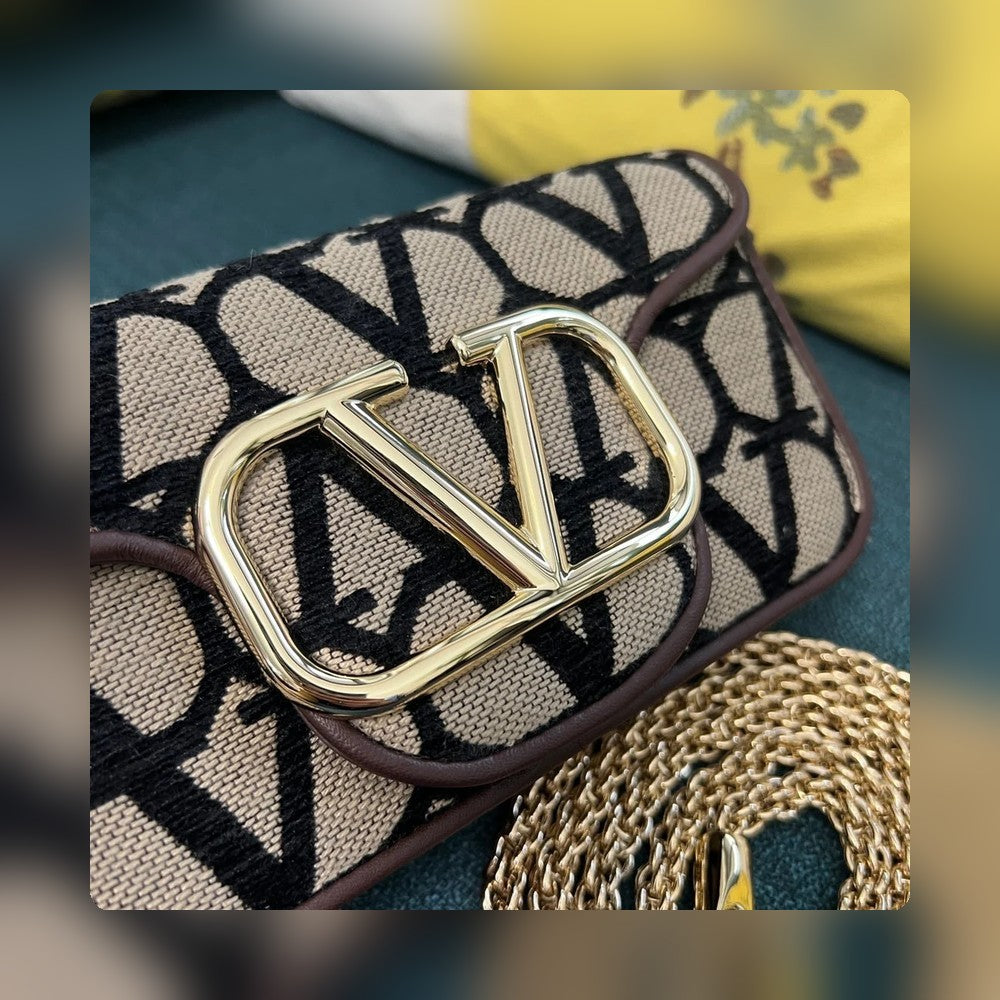Anum Bags - High-Quality Designer Products for You - AFFORDABLE LUXURY BAGS - 14650