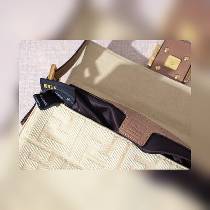 Anum Bags Detail