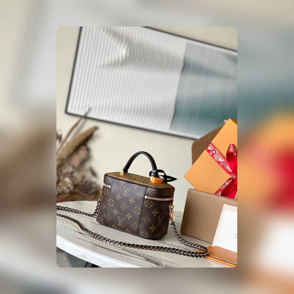 Anum Bags Detail