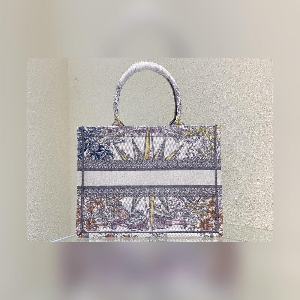 Anum Bags Detail