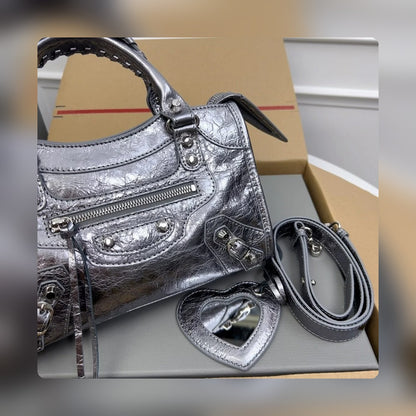 new-luxury-designer-bags-nm24050