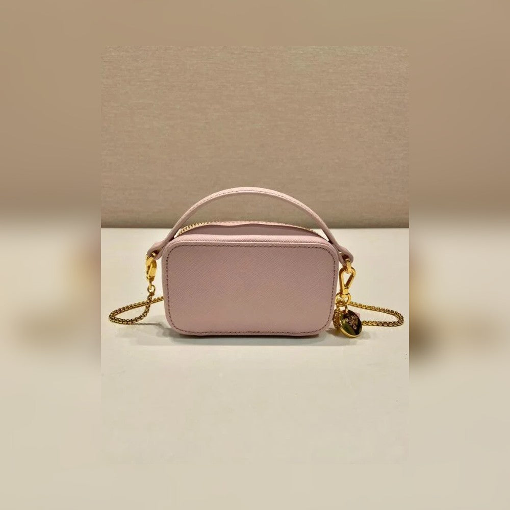 Anum Bags Detail
