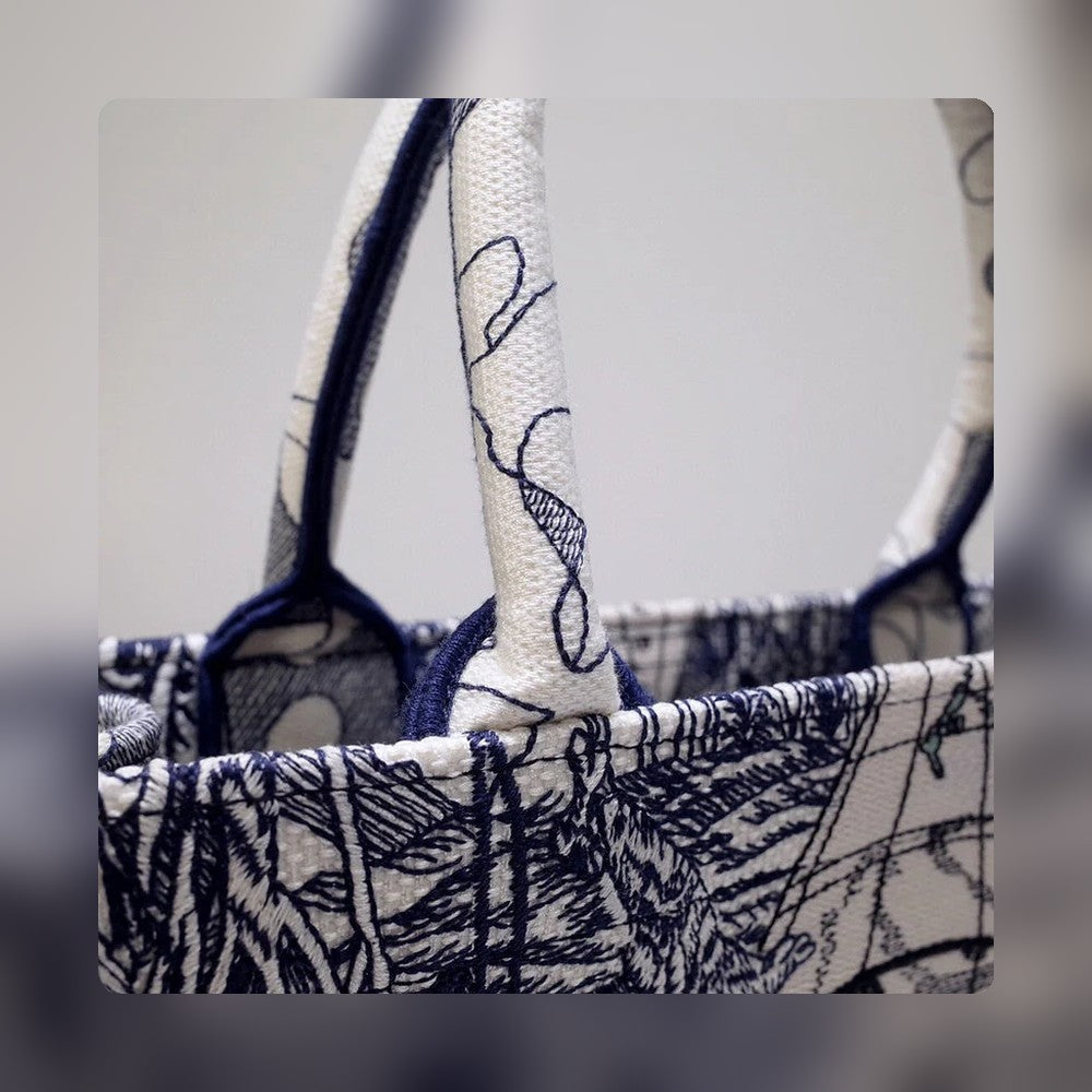 Anum Bags Detail