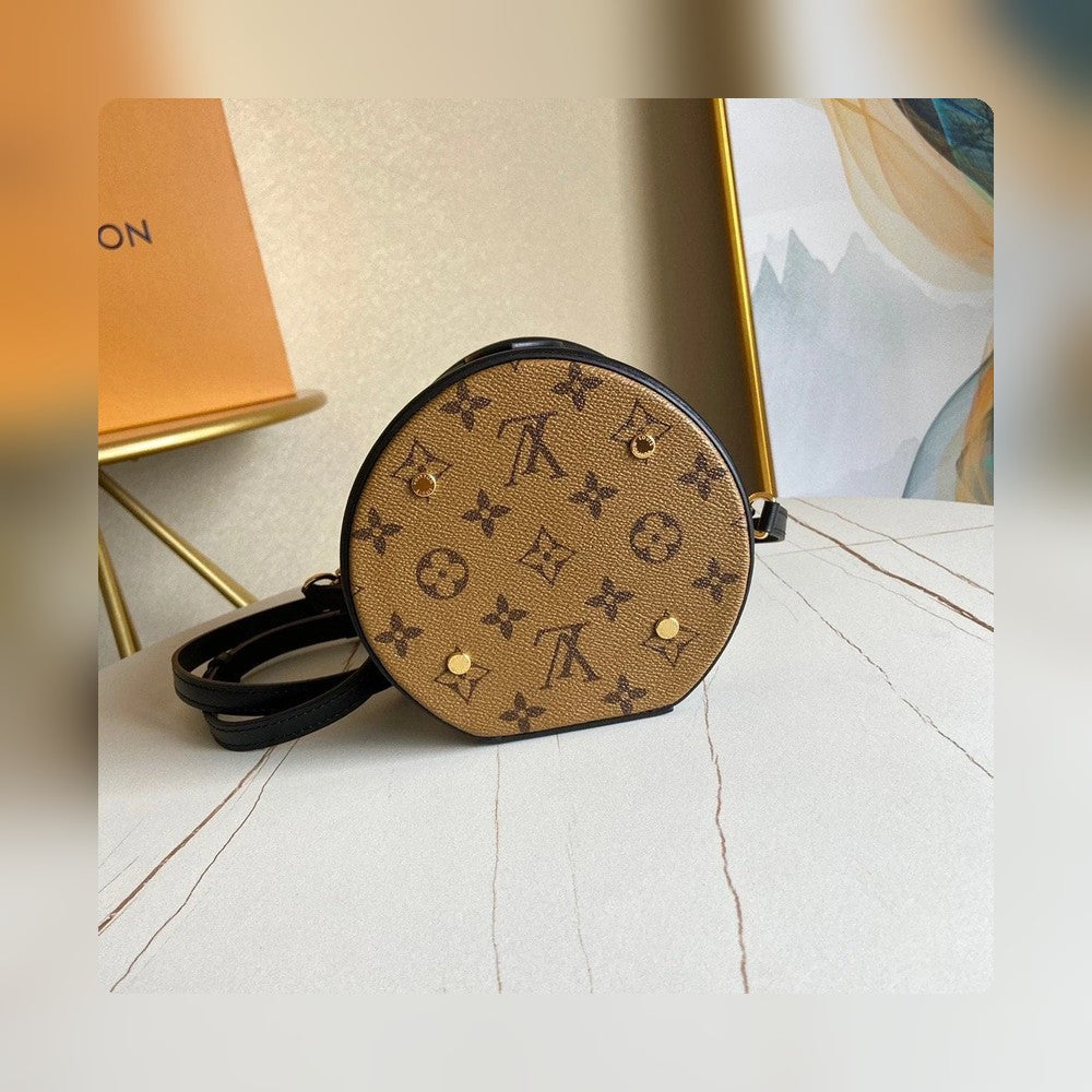 Anum Bags Detail