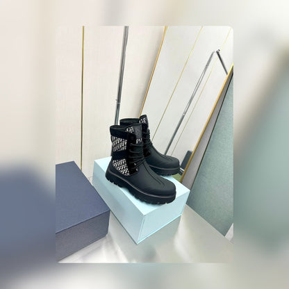 VBS GARDEN LACE UP BOOT BLACK 3BO315ZYH H961