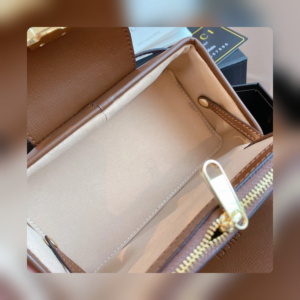 Anum Bags Detail