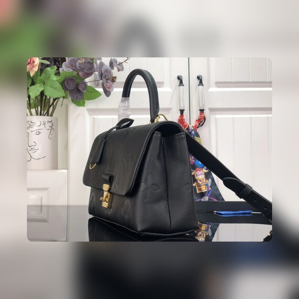 Anum Bags Detail