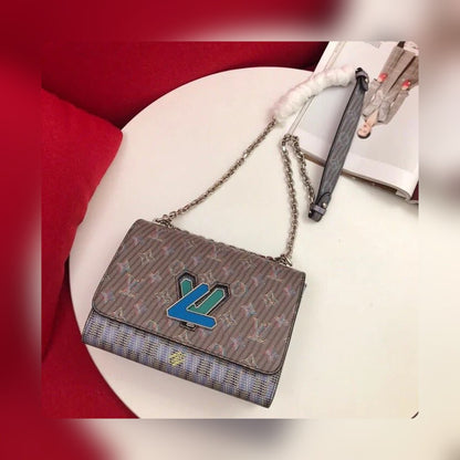 Anum Bags Detail