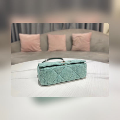 Anum Bags Detail