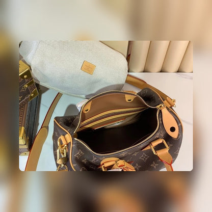 Anum Bags ln Luxury Bag --56242