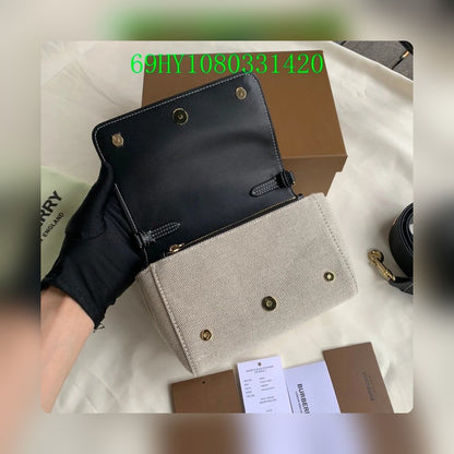 Anum Bags Detail