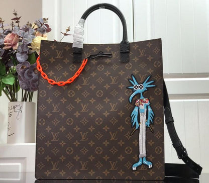 Anum Bags Detail
