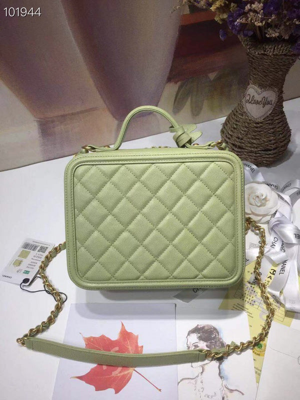 Anum Bags Detail