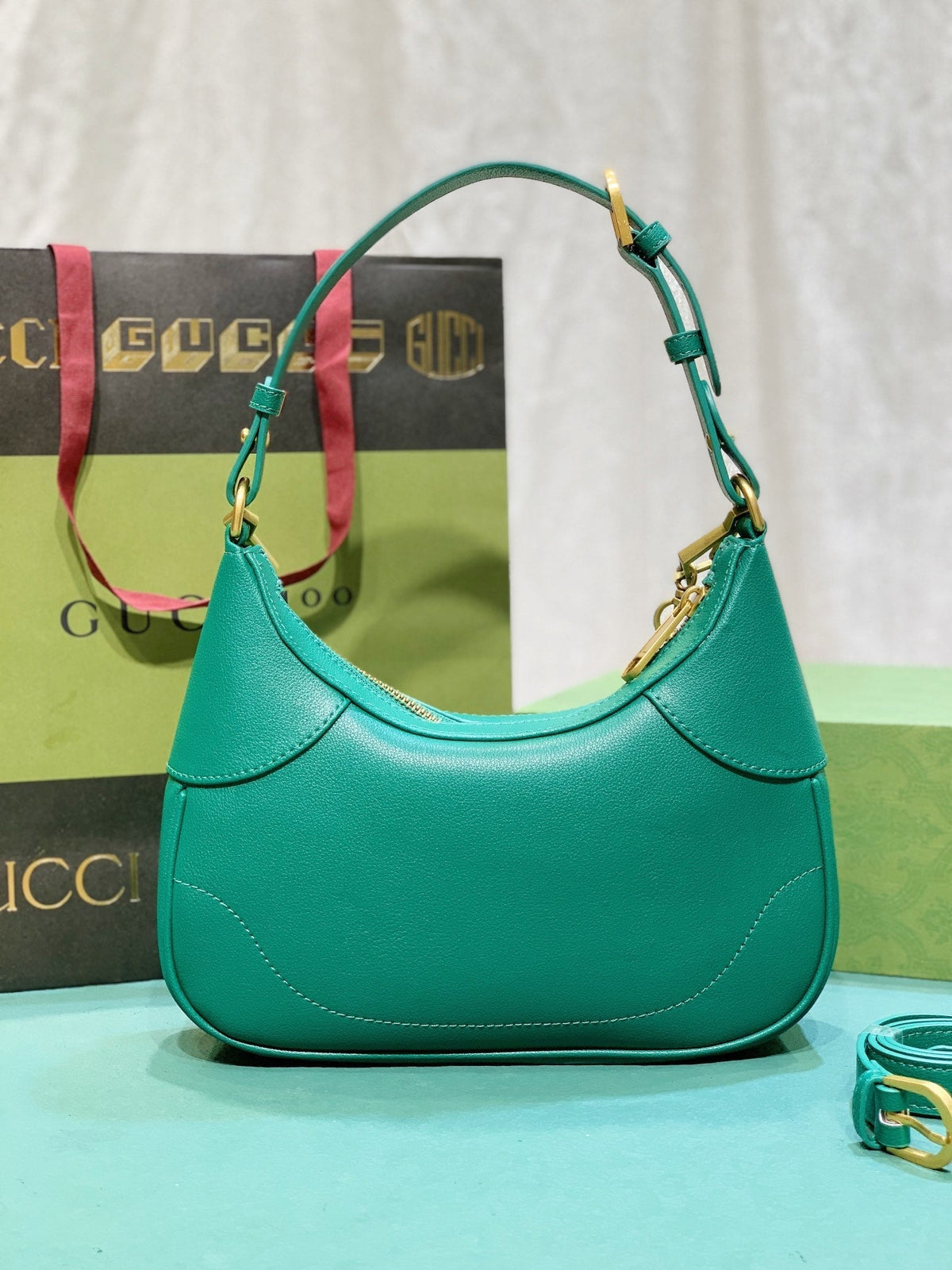 Anum Bags Detail